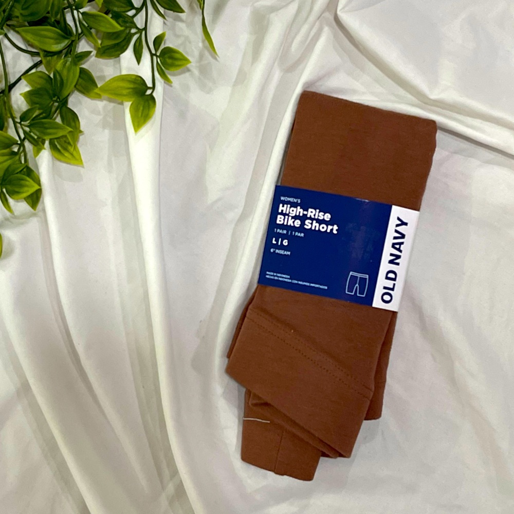 ‼️FINAL SALE‼️Old Navy Brown High Rise Bike Shorts Size L